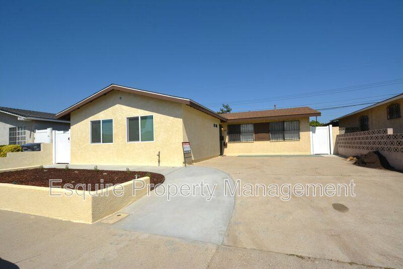 House for rent at 240 Alpine St, Oxnard, CA 93030