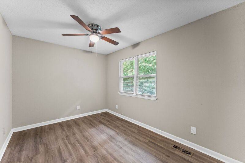 Townhouse for rent at 916 Donaldson Rd #114, Chattanooga, TN 37412