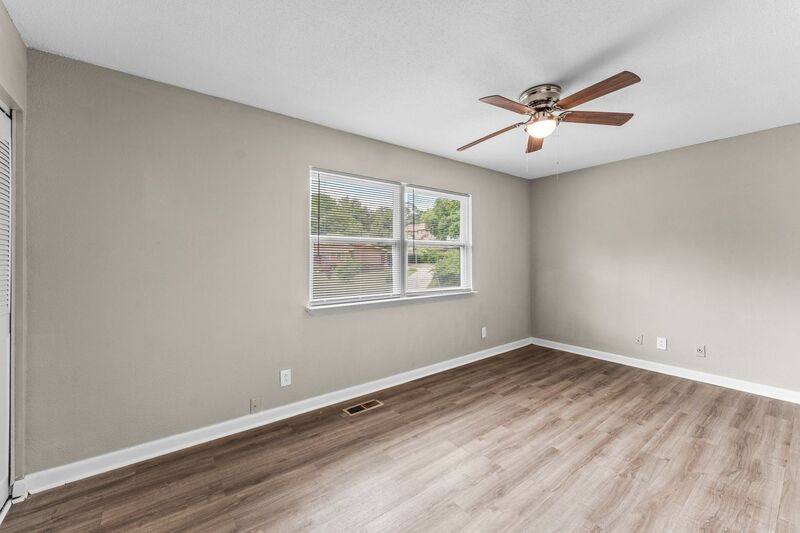 Townhouse for rent at 916 Donaldson Rd #114, Chattanooga, TN 37412