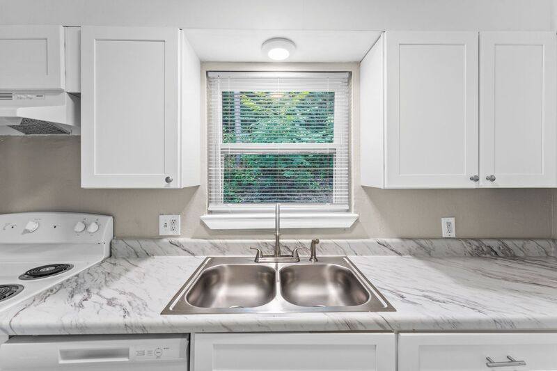 Townhouse for rent at 916 Donaldson Rd #114, Chattanooga, TN 37412