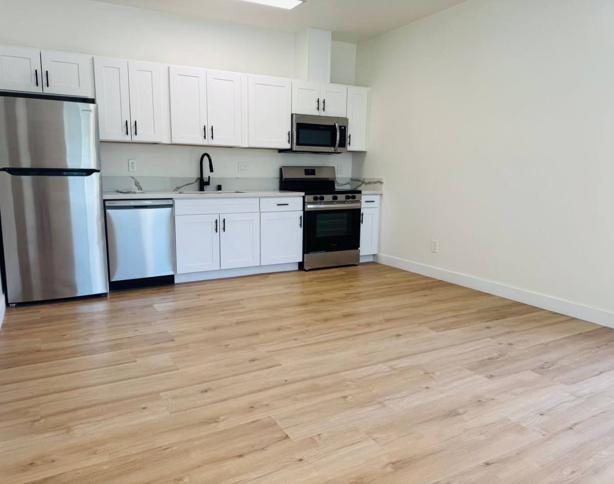 Apartment for rent at 1235-39 Lincoln Ave, San Diego, CA 92103