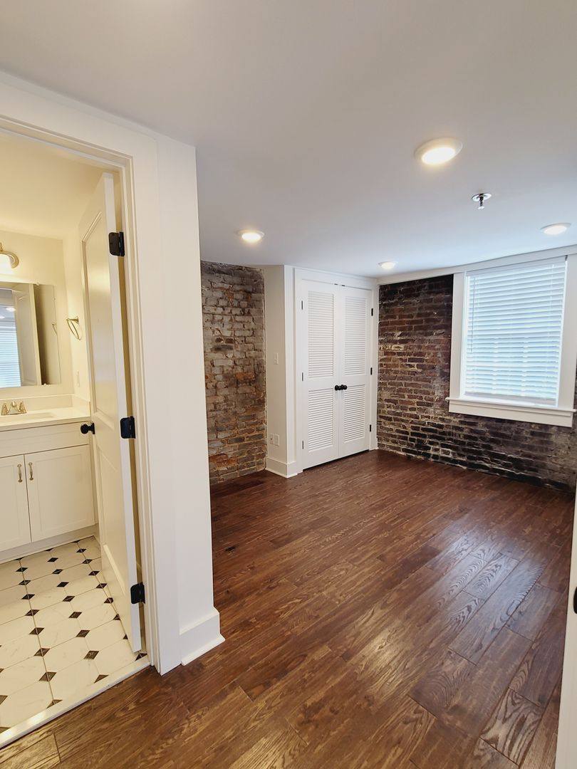 Apartment for rent at 2237 Rivermont Ave, Lynchburg, VA 24503