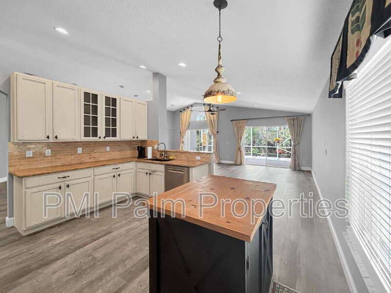 House for rent at 829 SE Westminster Place, Stuart, FL 34997