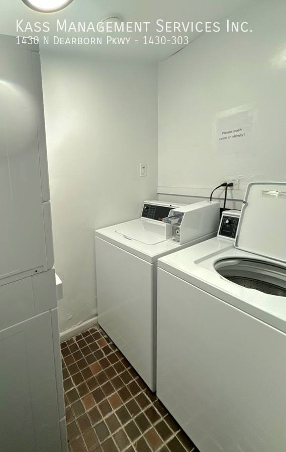 Apartment for rent at 1430 N Dearborn Parkway, Chicago, IL 60610
