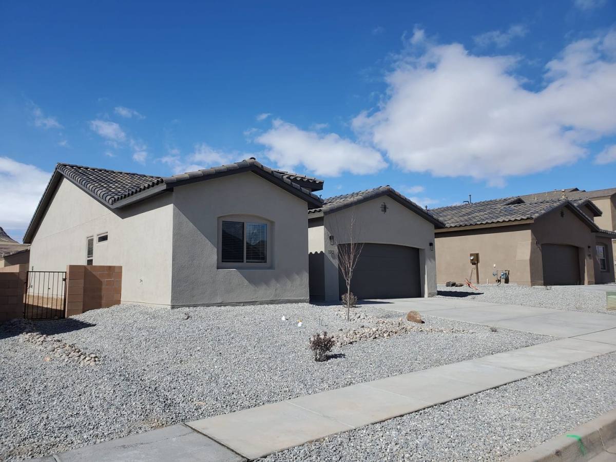 House for rent at 1701 Camino Rustica, Los Lunas, NM 87031