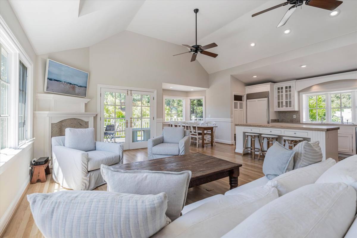 House for rent at 13621 Burke Rd, Los Altos, CA 94022