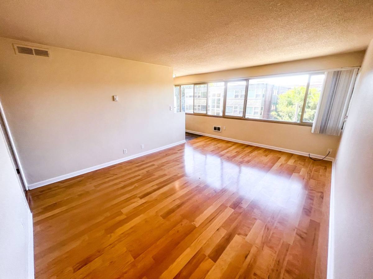 Mercer Vista, 401 E Mercer St, Seattle, WA 98102 - Apartment for Rent - Image 9
