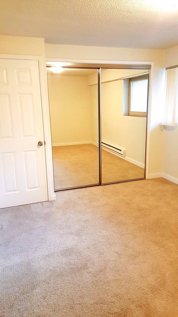 Apartment for rent at 401 E Mercer St, Seattle, WA 98102