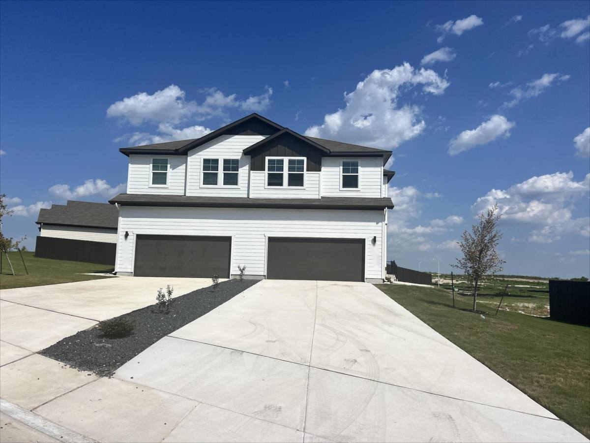 Townhouse for rent at 801 Staglin St, Buda, TX 78610