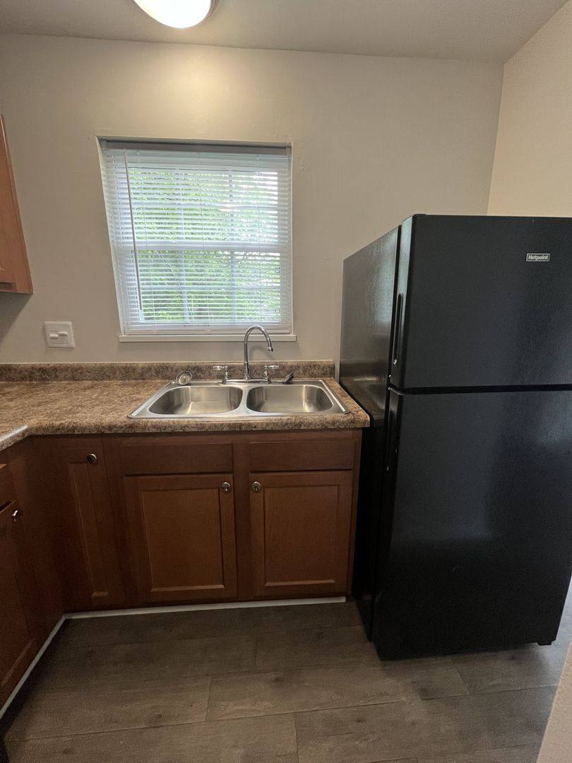 Townhouse for rent at 4611 Rolling Ridge Court, Evansville, IN 47712