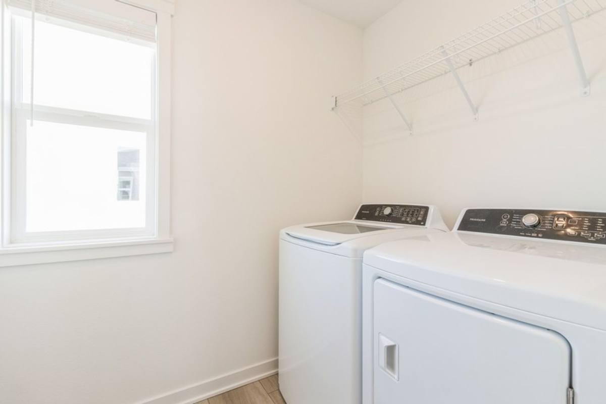 House for rent at 1241 NW Yorktown Dr, Waukee, IA 50263