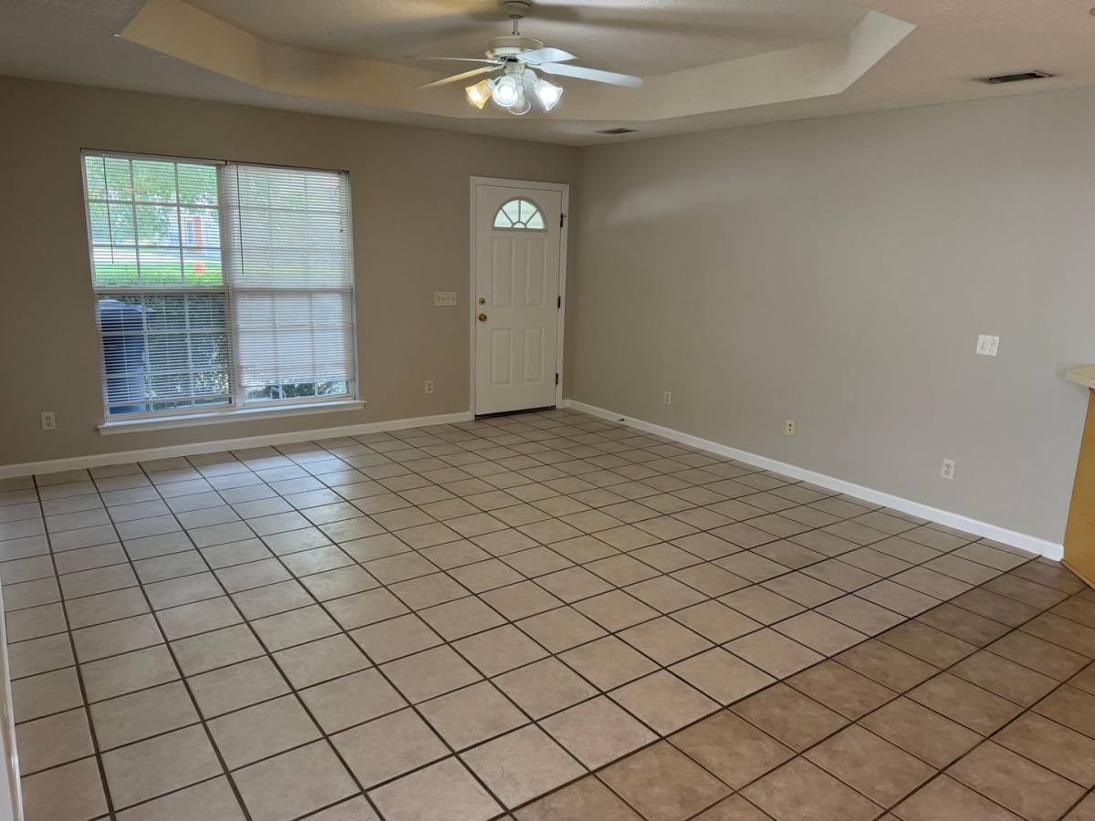 House for rent at 302 Windridge Dr, Brunswick, GA 31520