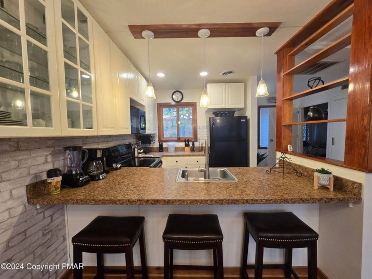 Condo for rent at 352 Hollow Rd, East Stroudsburg, PA 18302