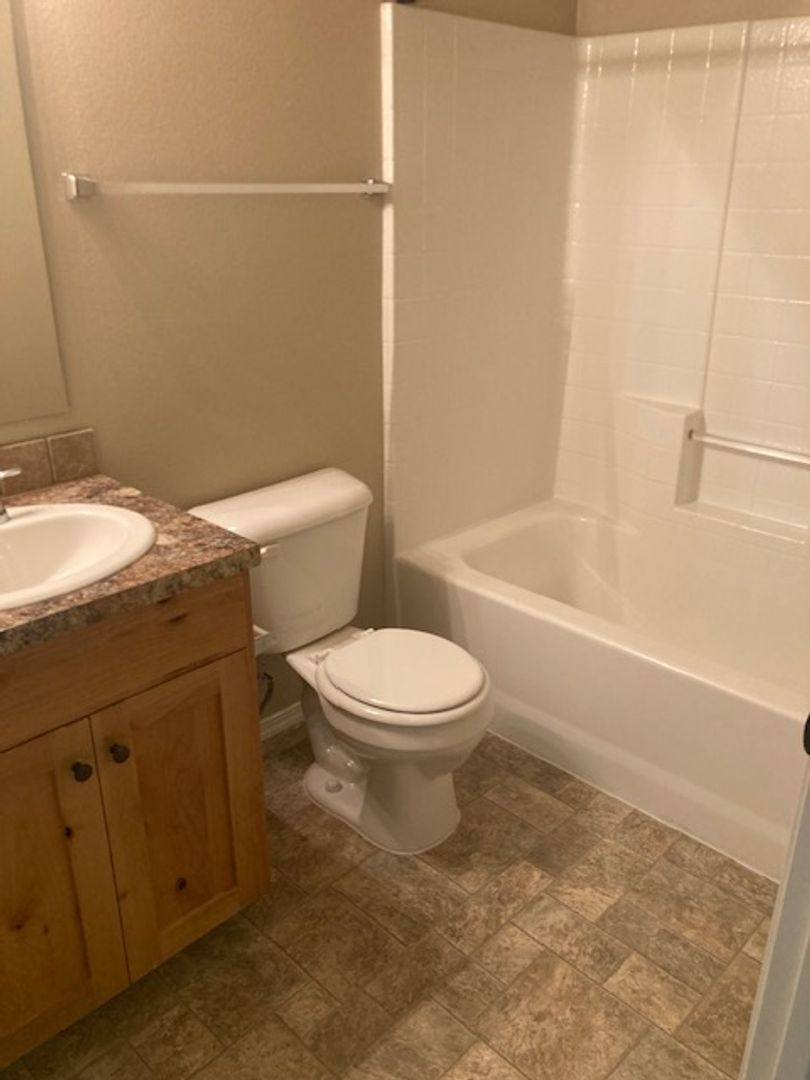 Apartment for rent at 1406 N Fry Lane, Boise, ID 83704