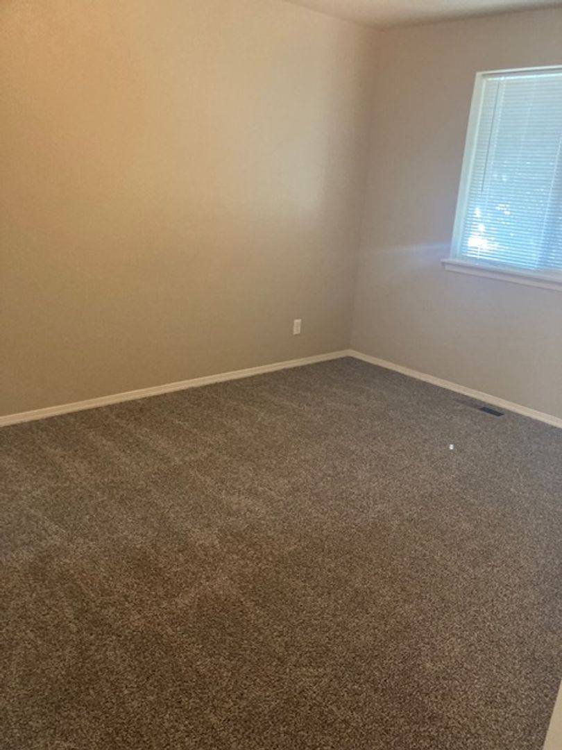 Apartment for rent at 1406 N Fry Lane, Boise, ID 83704