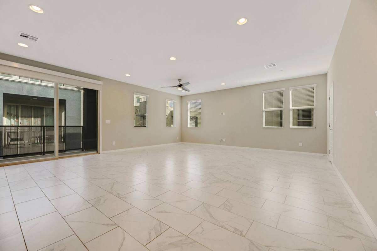 Townhouse for rent at 11302 Kraft Mountain, Las Vegas, NV 89135