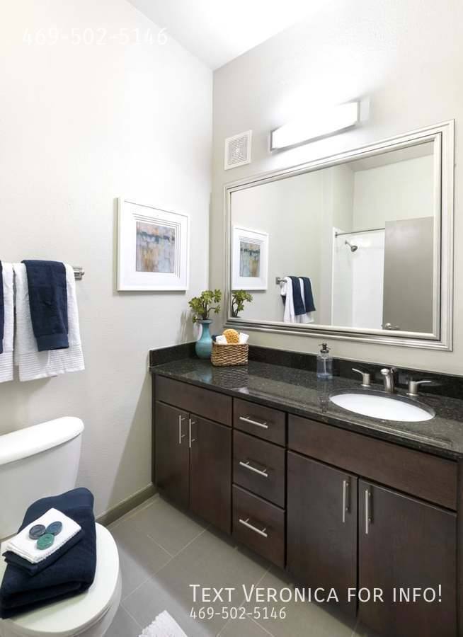 Apartment for rent at 300 W Ave, Austin, TX 78701