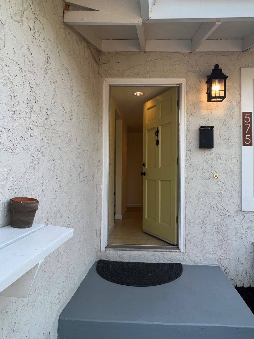 House for rent at 575 Bonnie Ave, Rohnert Park, CA 94928