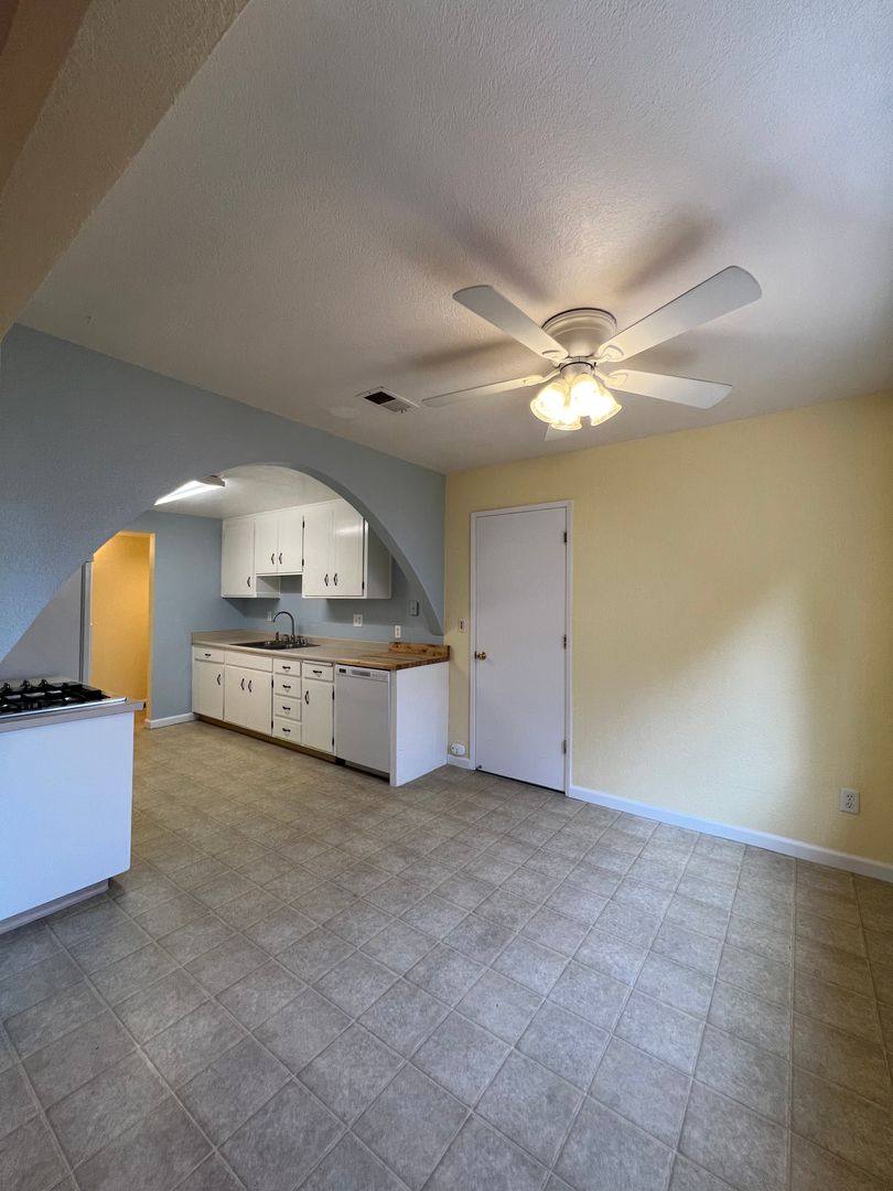 House for rent at 575 Bonnie Ave, Rohnert Park, CA 94928