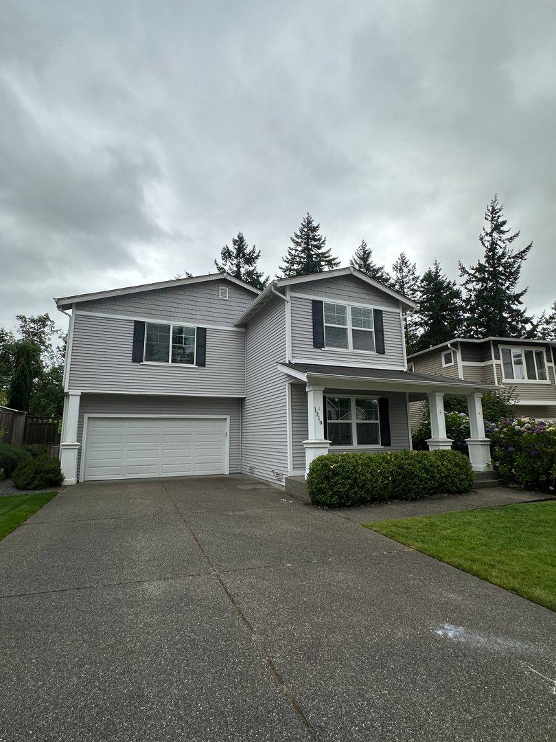 House for rent at 1319 Foreman Rd, Dupont, WA 98327