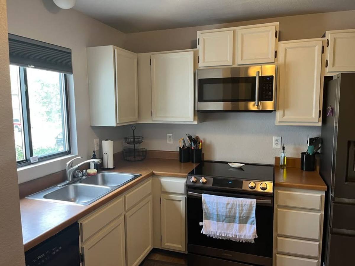 Townhouse for rent at 334 Prospectors, Billings, MT 59105