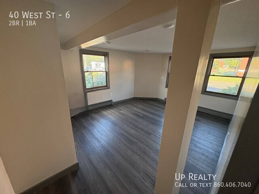 Apartment for rent at 40 W St, Vernon Rockville, CT 06066