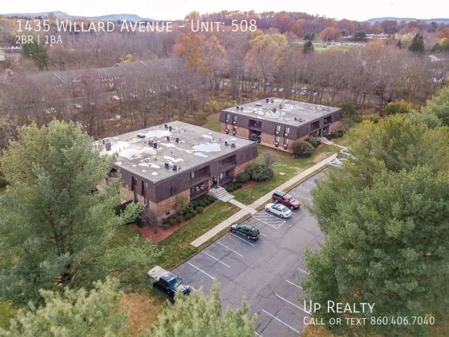 Apartment for rent at 1435 Willard Ave, Newington, CT 06111