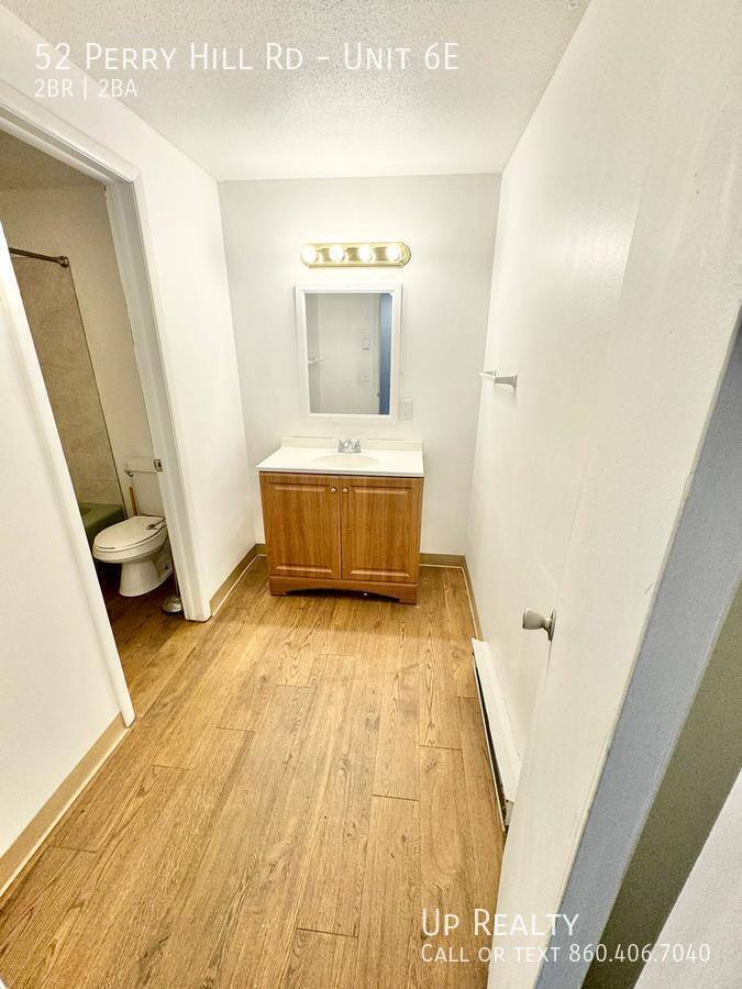 Apartment for rent at 52 Perry Hill Rd, Ashford, CT 06278
