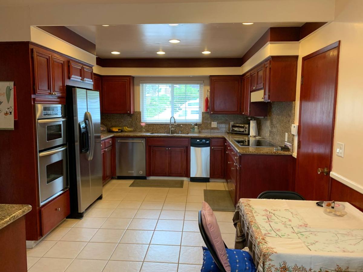 House for rent at 6437 Elmhurst Dr, San Diego, CA 92120