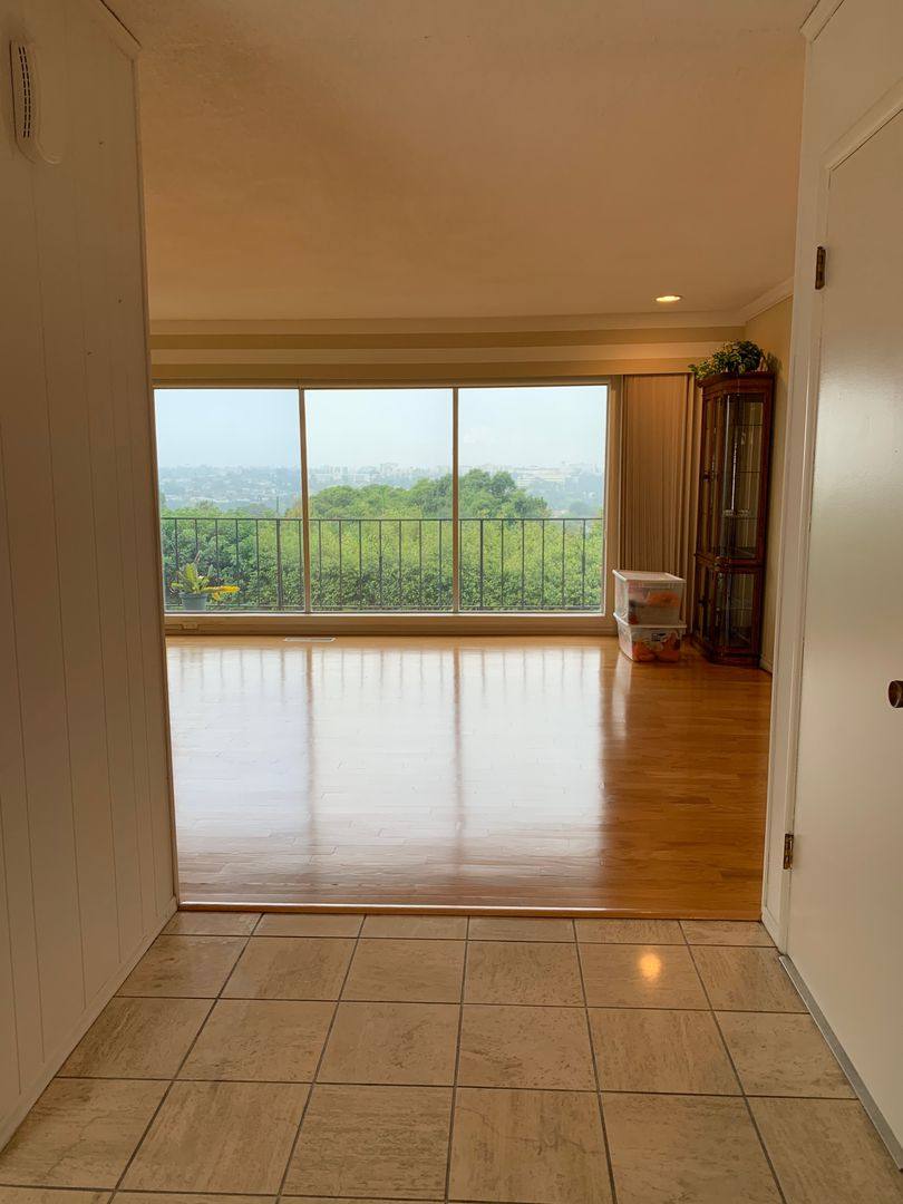 House for rent at 6437 Elmhurst Dr, San Diego, CA 92120