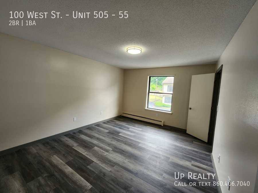 Apartment for rent at 100 W St, Vernon Rockville, CT 06066