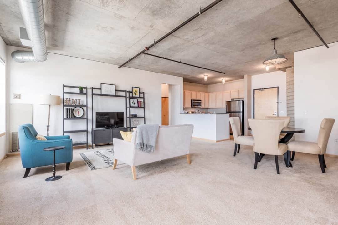 Townhouse for rent at 415 1st St N, Minneapolis, MN 55401