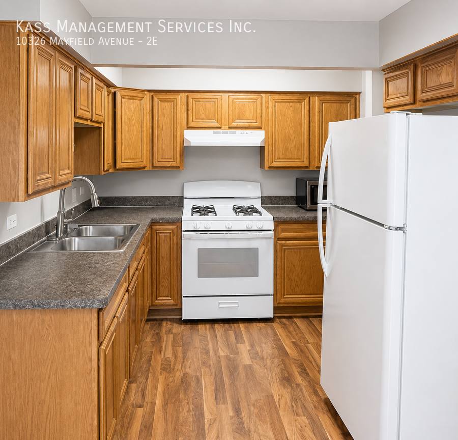 Apartment for rent at 10326 Mayfield Ave, Oak Lawn, IL 60453