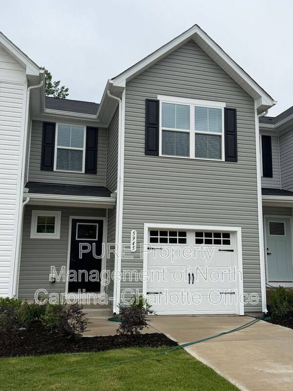 Townhouse for rent at 5945 Granbury Dr, Kannapolis, NC 28081