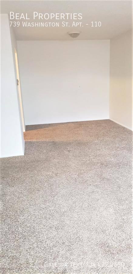 Apartment for rent at 739 Washington St #214, Monroe, MI 48161