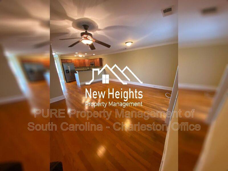 Townhouse for rent at 2924 Emma Lane, Mount Pleasant, SC 29466