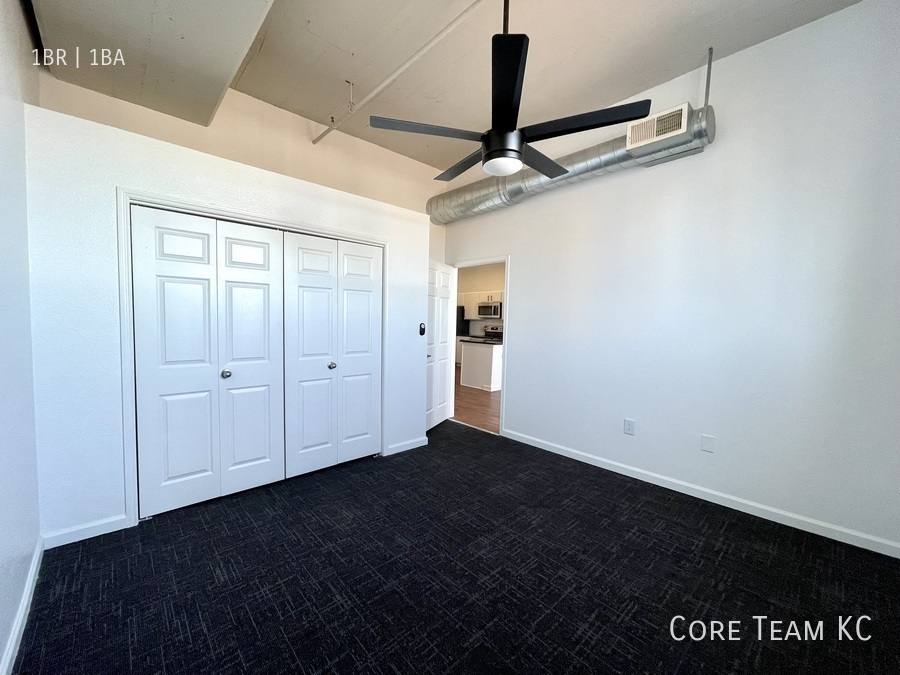 Apartment for rent at 320 W 7th St, Kansas City, MO 64105