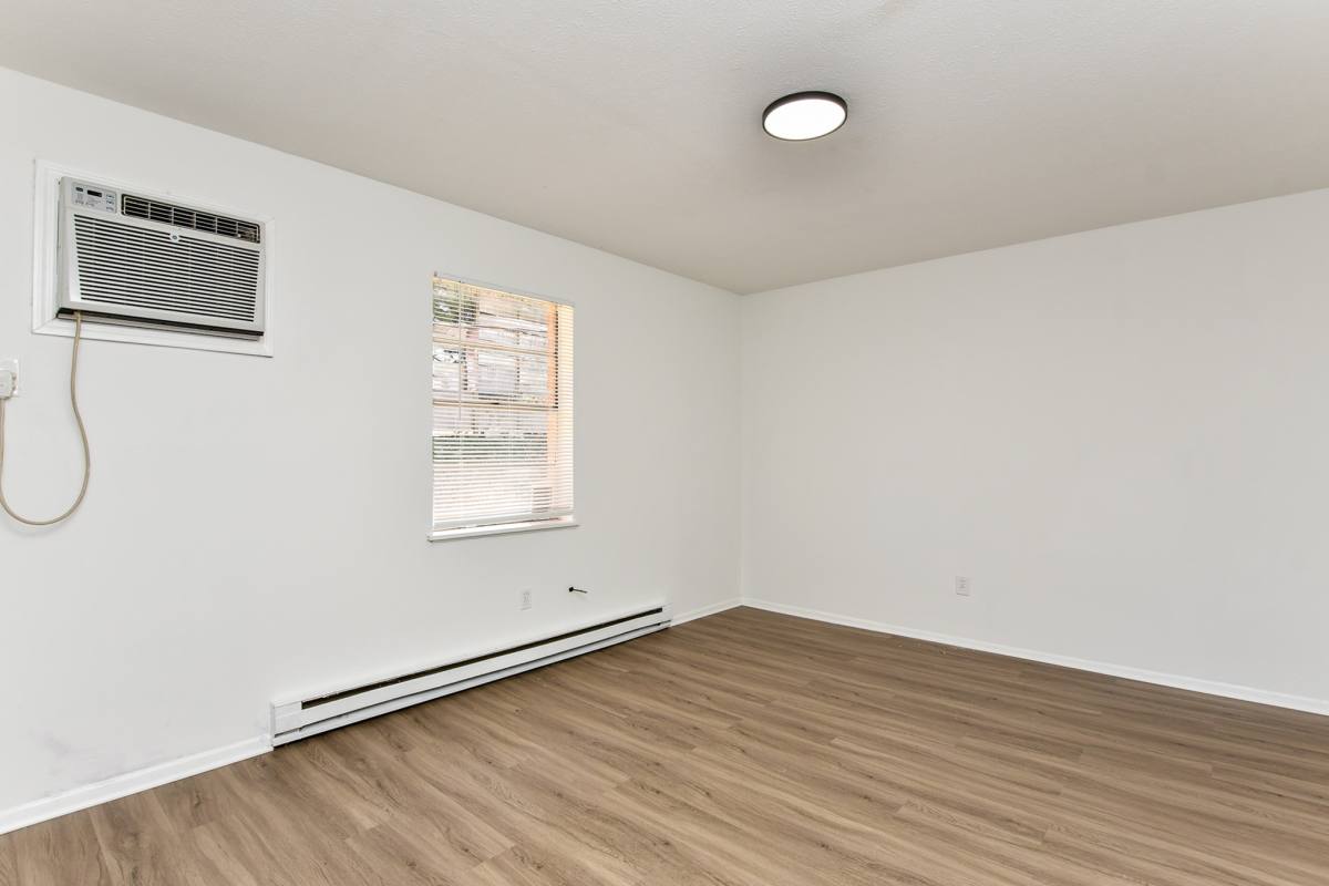 Apartment for rent at 409 Lily St, Greenville, SC 29617