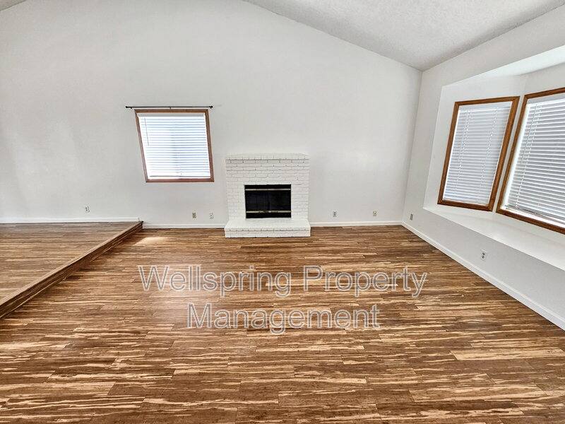 House for rent at 528 Heatherglen Dr, Ridgecrest, CA 93555