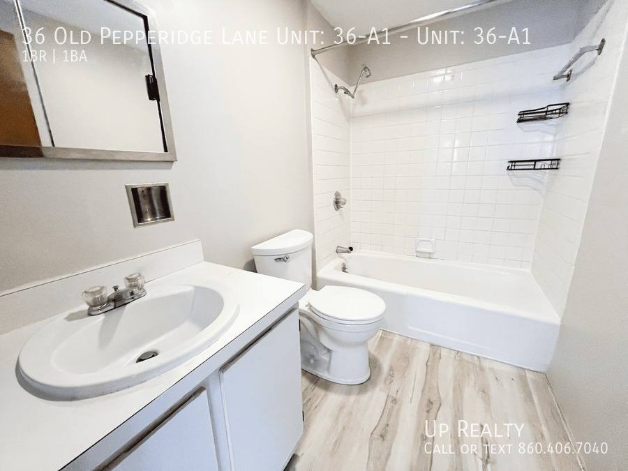 Apartment for rent at 36 Old Pepperidge Lane, Wethersfield, CT 06109