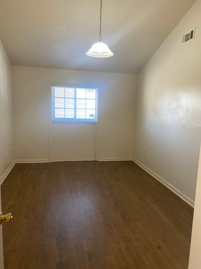 Apartment for rent at 1346 Jade Ave, Baton Rouge, LA 70810