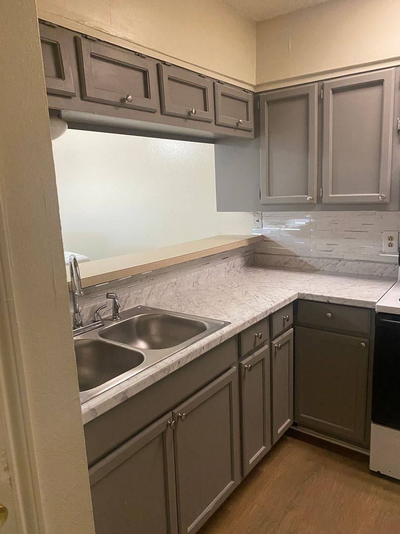 Apartment for rent at 1346 Jade Ave, Baton Rouge, LA 70810