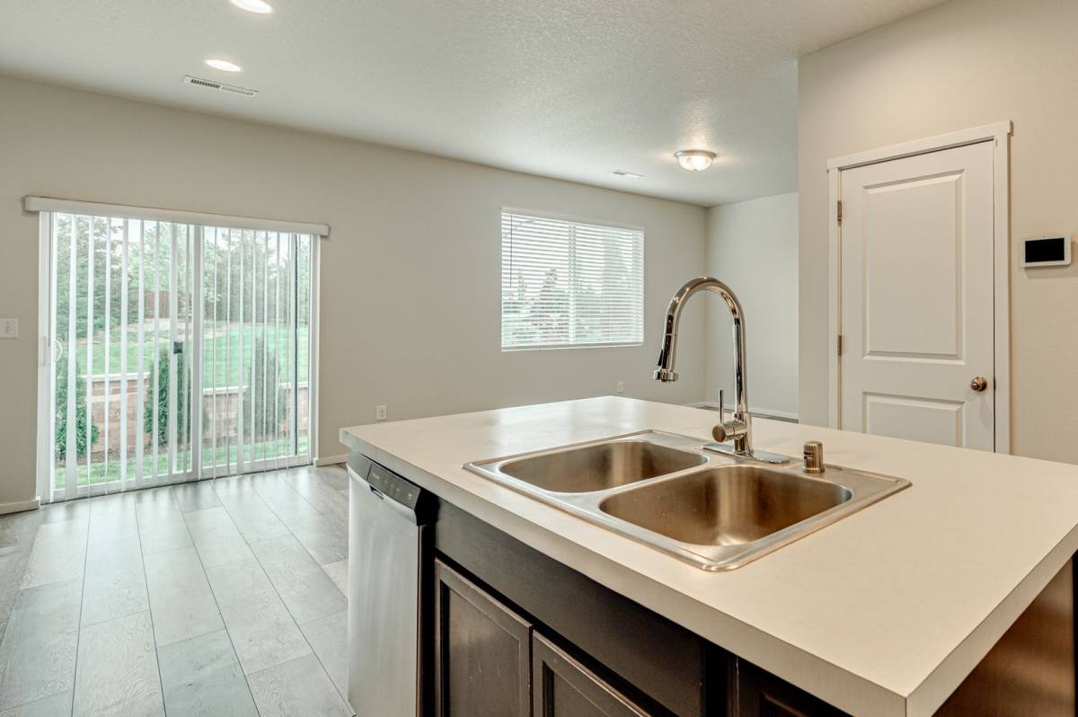House for rent at 1916 S Robin Way, Ridgefield, WA 98642