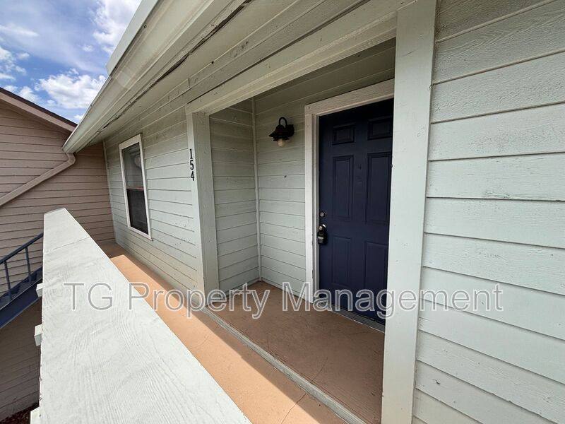House for rent at 154 Governor St, Green Cove Springs, FL 32043