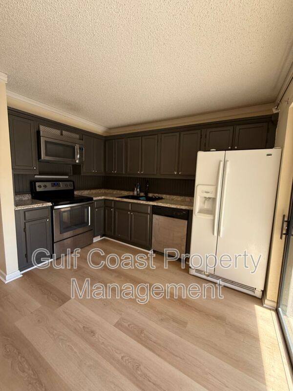 Condo for rent at 5249 Cedarbend Dr #1, Fort Myers, FL 33919
