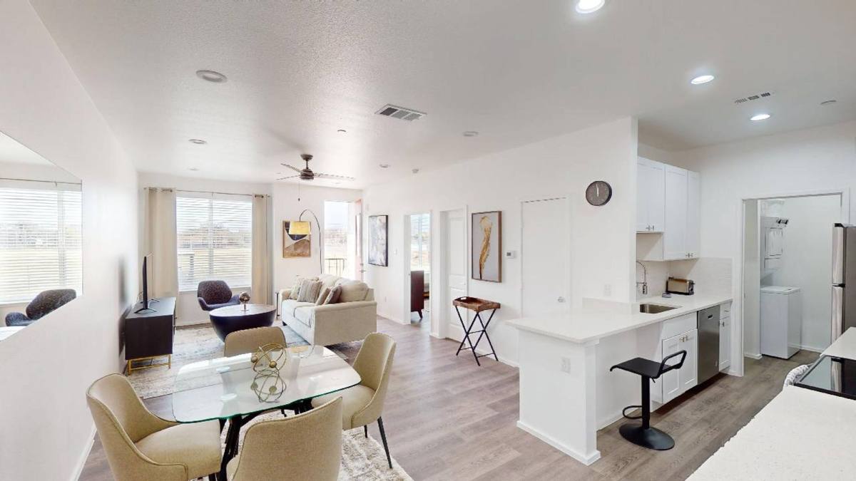 Apartment for rent at 3235 Dallas St, Dallas, TX 75210