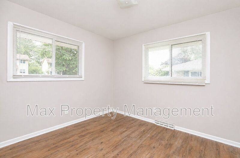 House for rent at 3420 SW 8th St, Des Moines, IA 50315