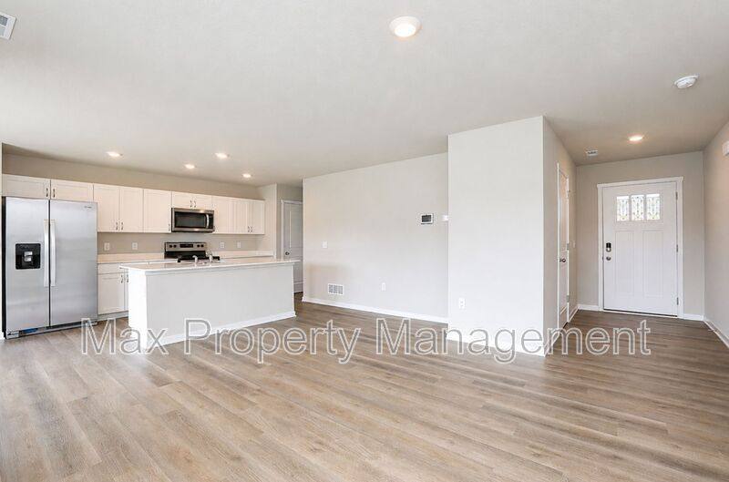 Townhouse for rent at 4173 Easton St, Waukee, IA 50263