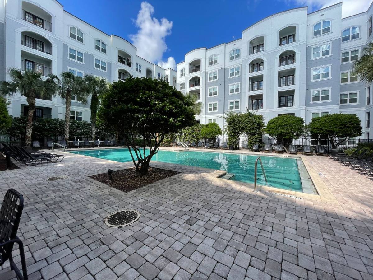 Apartment for rent at 300 E S St, Orlando, FL 32801