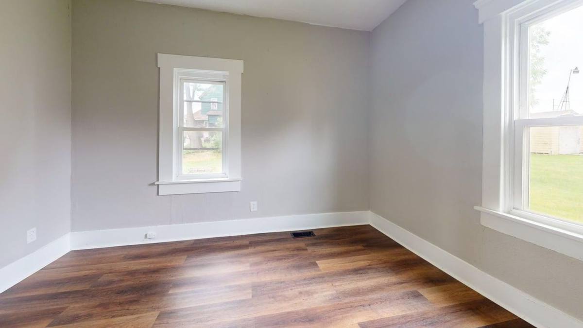 House for rent at 2202 5th St NE, Canton, OH 44704